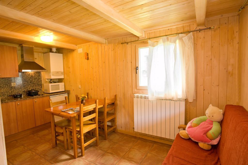 Bungalows La Borda D'Arnaldet Villanova Exterior foto