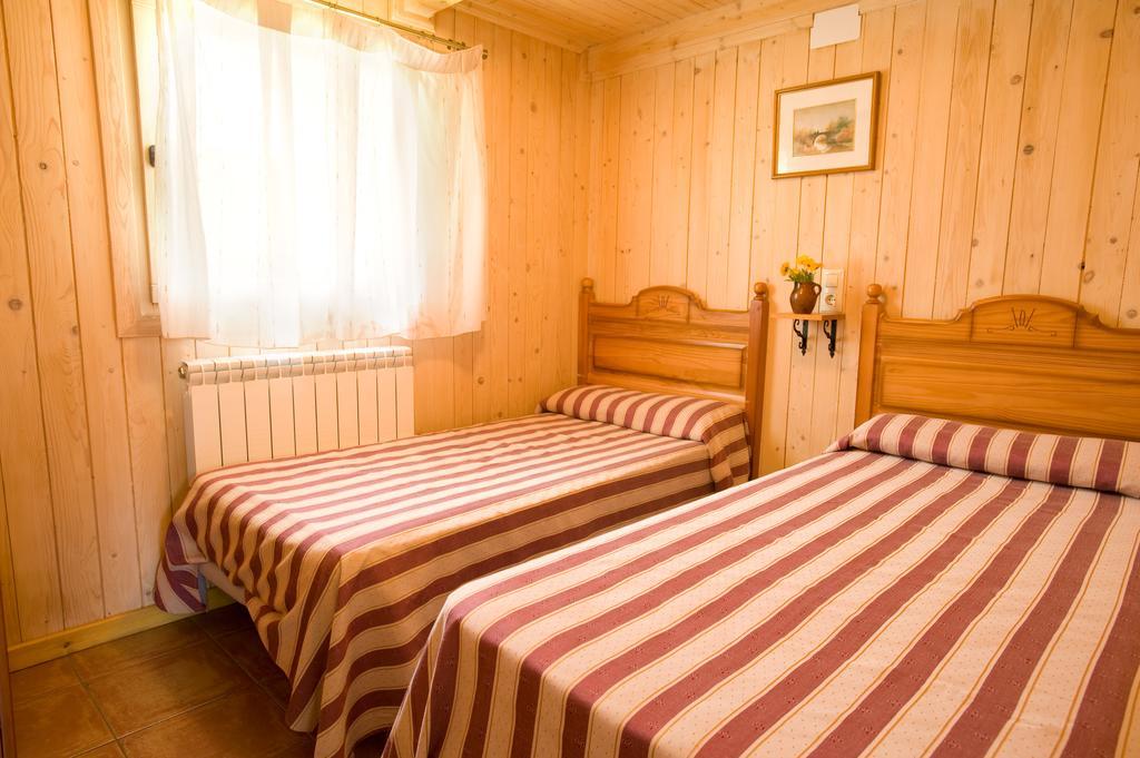 Bungalows La Borda D'Arnaldet Villanova Exterior foto