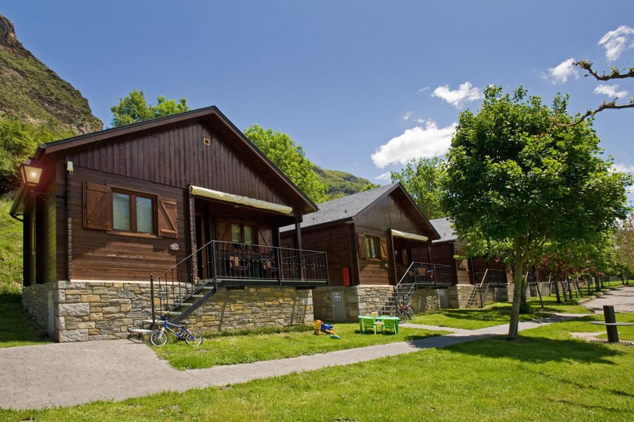Bungalows La Borda D'Arnaldet Villanova Exterior foto